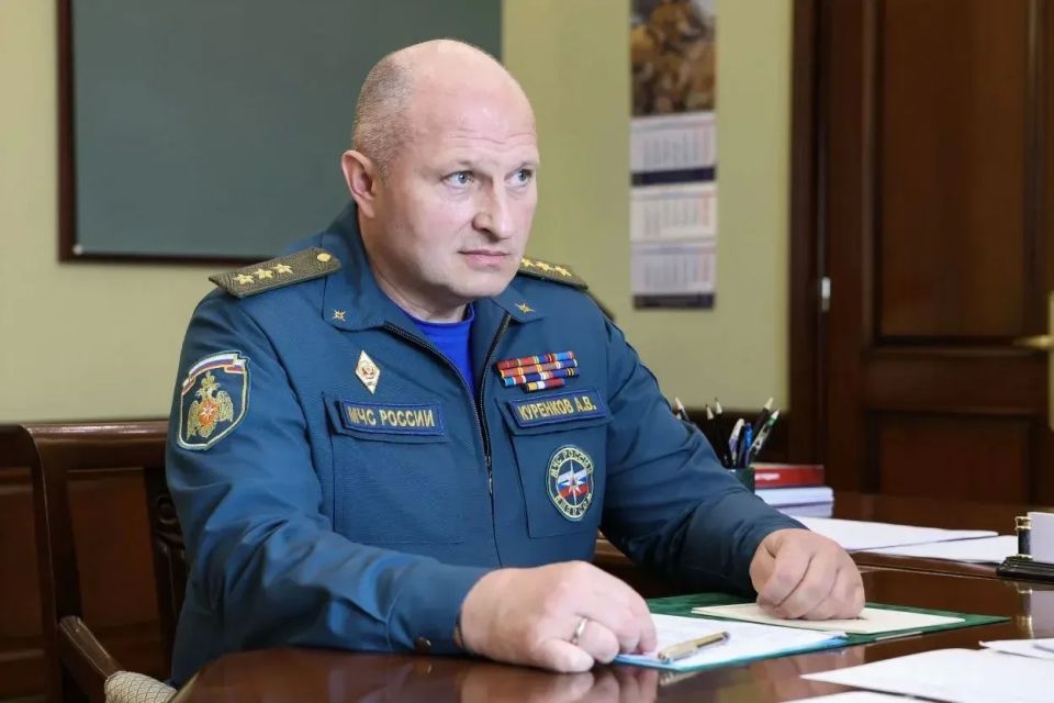 Олег Мельниченко: С главой МЧС России провели двустороннюю встречу Олег Мельниченко: С главой МЧС России провели двустороннюю встречу