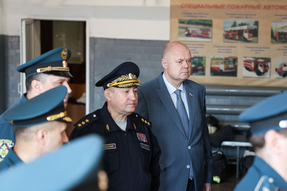 Министр ГО и ЧС РФ посетил первую пожарно-спасательную часть им. Н.Н. Баичкина ГУ МЧС России по Пензенской области Министр ГО и ЧС РФ посетил первую пожарно-спасательную часть им. Н.Н. Баичкина ГУ МЧС России по Пензенской области