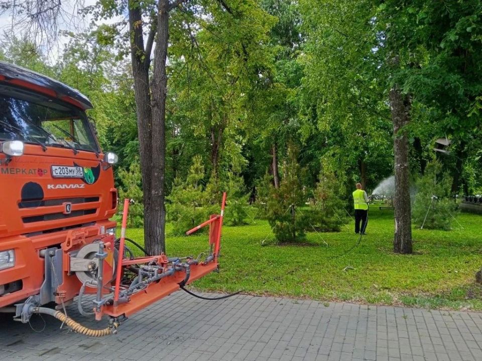 Каждый день, пока мы спешим по своим делам, команда МБУ «Пензавтодор» неустанно работает, чтобы наш город был чистым и уютным Каждый день, пока мы спешим по своим делам, команда МБУ «Пензавтодор» неустанно работает, чтобы наш город был чистым и уютным