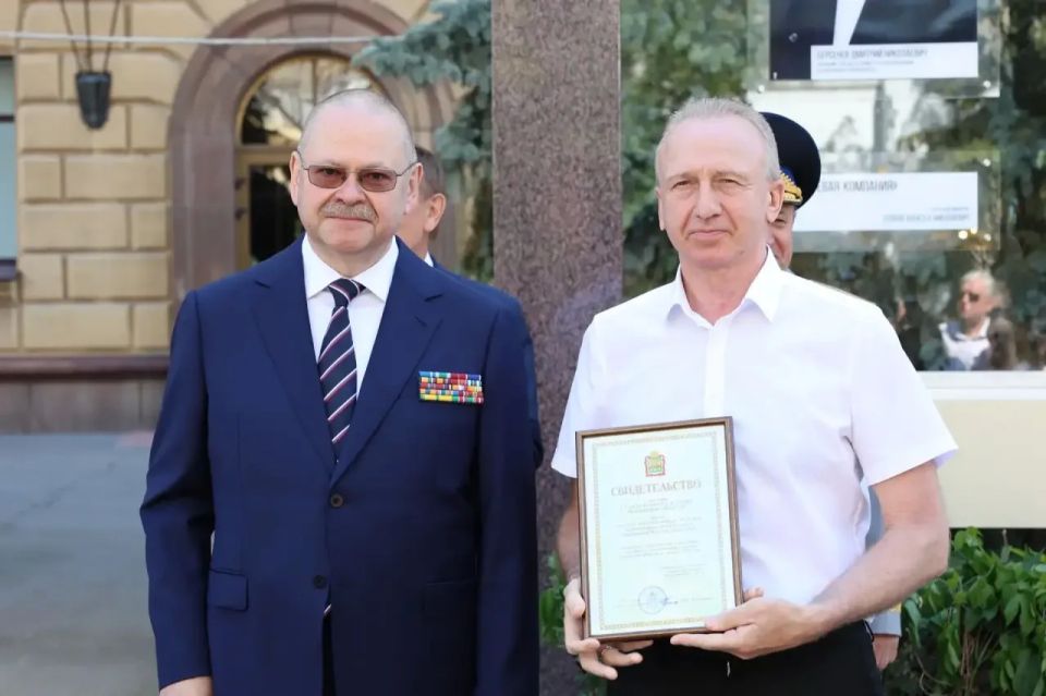 Олег Мельниченко: В День России торжественно открыли обновленную Галерею почета и славы Пензенской области Олег Мельниченко: В День России торжественно открыли обновленную Галерею почета и славы Пензенской области