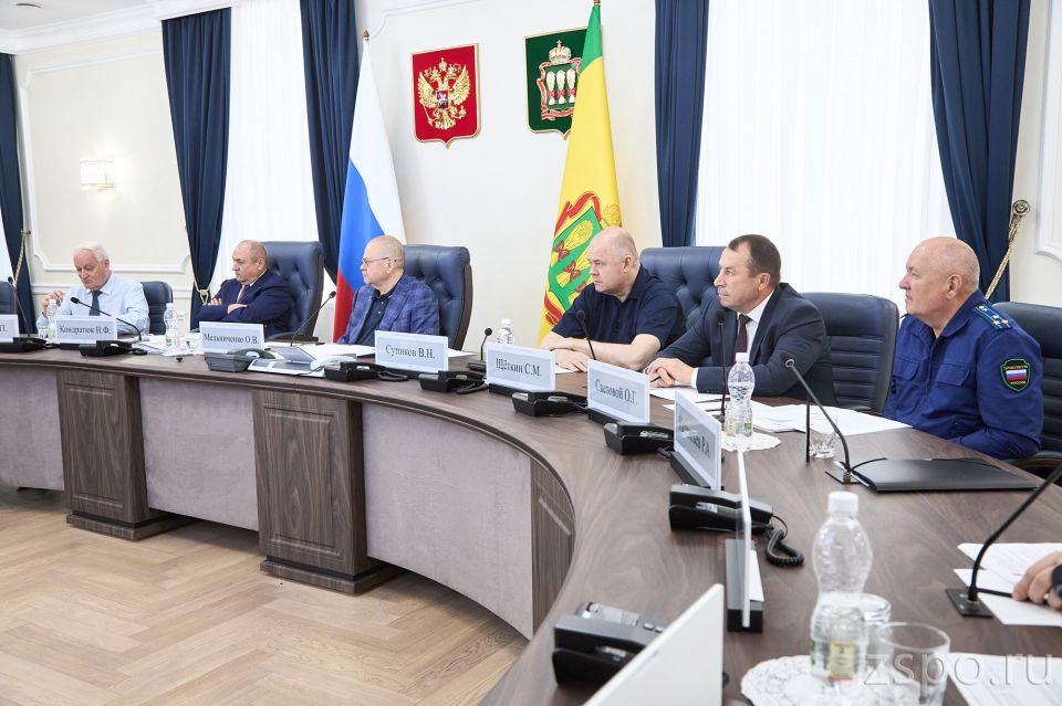 Реализацию проектов по благоустройству городских территорий в Пензе обсудили в правительстве региона Реализацию проектов по благоустройству городских территорий в Пензе обсудили в правительстве региона