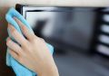 Как правильно ухаживать за экраном телевизора: советы по чистке
