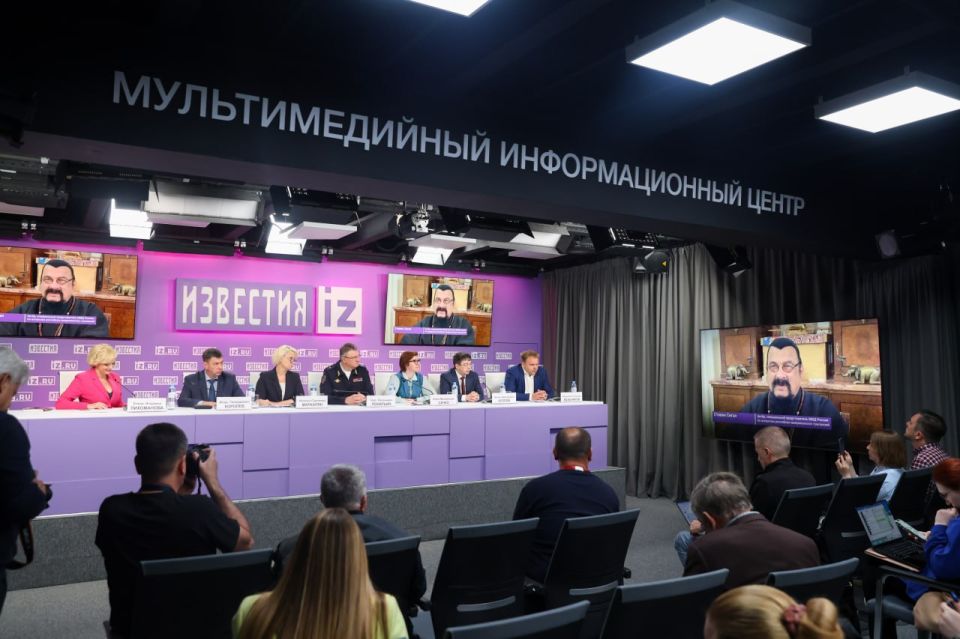 Сегодня в Москве дали старт большой социальной кампании «Продвижение безопасности» — ее события охватят сразу 40 регионов страны Сегодня в Москве дали старт большой социальной кампании «Продвижение безопасности» — ее события охватят сразу 40 регионов страны