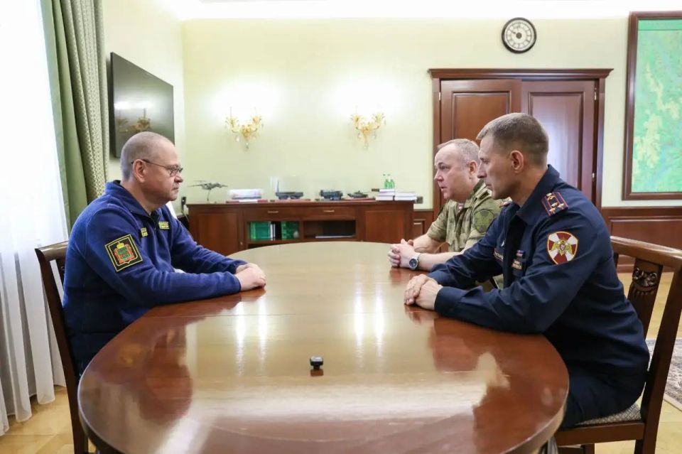 Олег Мельниченко: Пензенскую область посетил заместитель командующего Приволжским ордена Жукова округом Росгвардии Олег Мельниченко: Пензенскую область посетил заместитель командующего Приволжским ордена Жукова округом Росгвардии