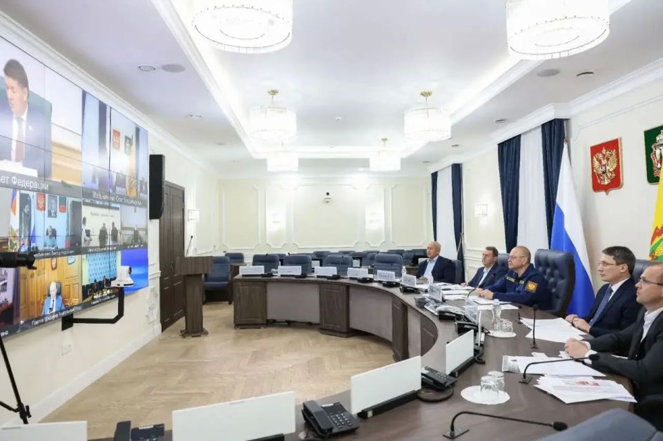 Олег Мельниченко: Внес предложения по развитию территорий муниципальных образований на заседании Совета по местному самоуправлению при Совете Федерации Олег Мельниченко: Внес предложения по развитию территорий муниципальных образований на заседании Совета по местному самоуправлению при Совете Федерации