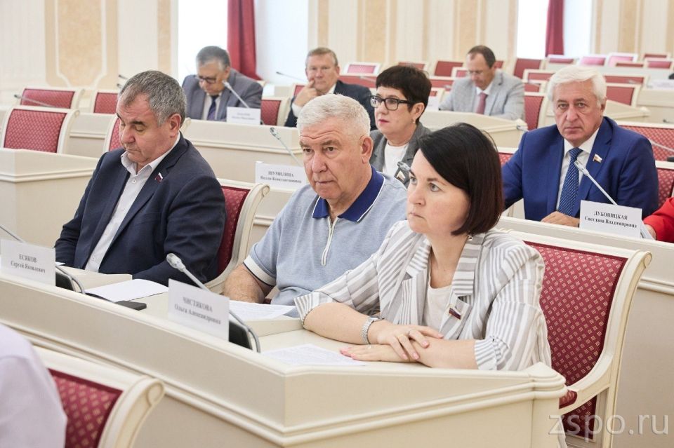 Депутаты поддерживают инициативы губернатора, направленные на комплексную реабилитацию ветеранов СВО, – Вадим Супиков Депутаты поддерживают инициативы губернатора, направленные на комплексную реабилитацию ветеранов СВО, – Вадим Супиков