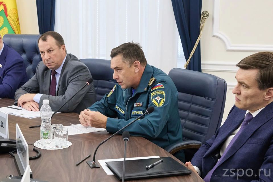 Обеспечение безопасности на водных объектах рассмотрено в правительстве региона Обеспечение безопасности на водных объектах рассмотрено в правительстве региона