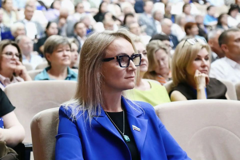 «Единая Россия» выдвинула Олега Мельниченко кандидатом на пост губернатора Пензенской области «Единая Россия» выдвинула Олега Мельниченко кандидатом на пост губернатора Пензенской области