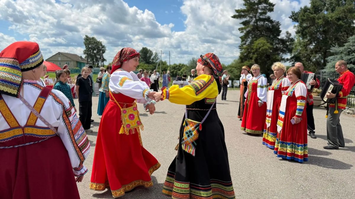 Павел Куликов и Вадим Калинин стали почетными гостями «Красного Мара» Павел Куликов и Вадим Калинин стали почетными гостями «Красного Мара»