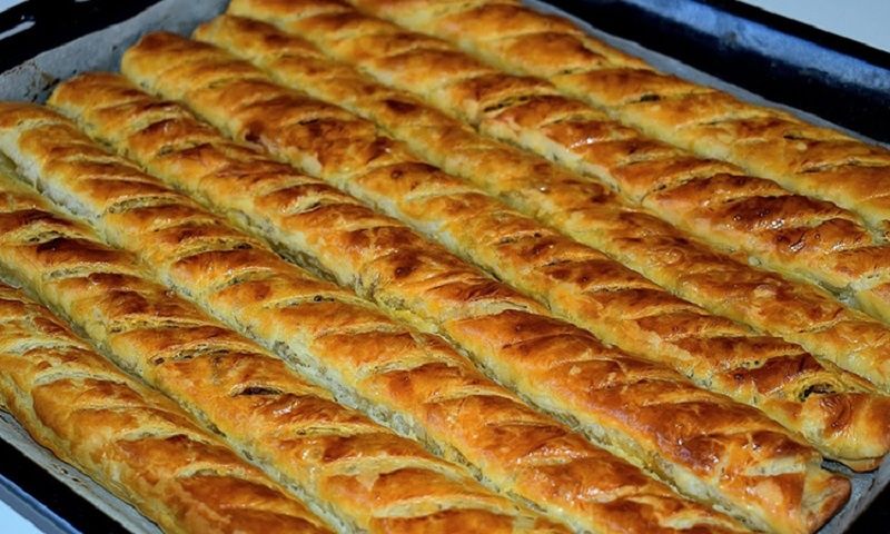 Кулинарный хитом нового года: мясной пирог-сюрприз с уникальной начинкой