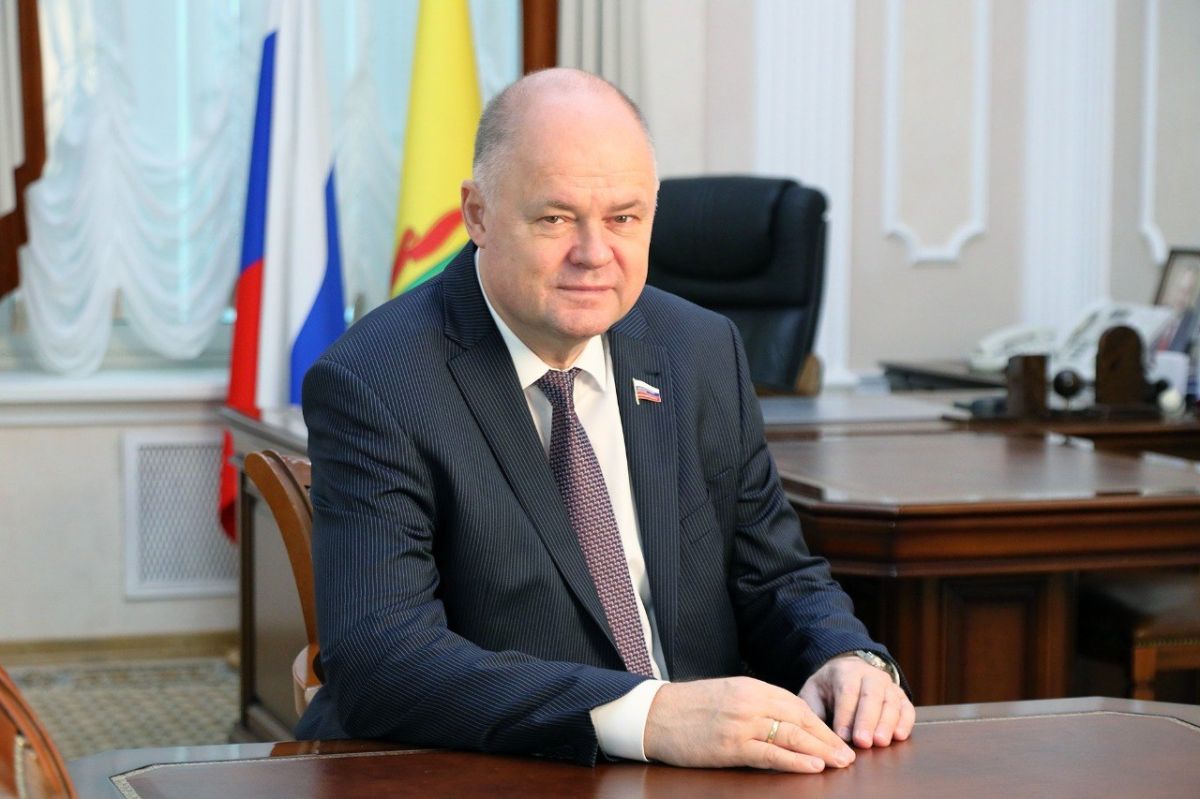 Вадим Супиков поздравляет ветеранов боевых действий