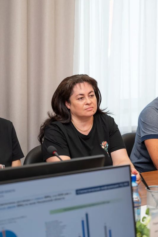 Руководитель УФК по Пензенской области Дмитрий Клусов провел рабочую встречу с сотрудниками Отдела режима секретности и безопасности информации Руководитель УФК по Пензенской области Дмитрий Клусов провел рабочую встречу с сотрудниками Отдела режима секретности и безопасности информации