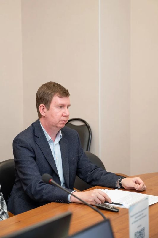 Руководитель УФК по Пензенской области Дмитрий Клусов провел рабочую встречу с сотрудниками Отдела режима секретности и безопасности информации Руководитель УФК по Пензенской области Дмитрий Клусов провел рабочую встречу с сотрудниками Отдела режима секретности и безопасности информации