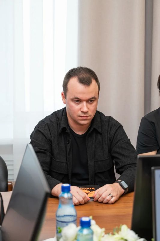 Руководитель УФК по Пензенской области Дмитрий Клусов провел рабочую встречу с сотрудниками Отдела режима секретности и безопасности информации Руководитель УФК по Пензенской области Дмитрий Клусов провел рабочую встречу с сотрудниками Отдела режима секретности и безопасности информации