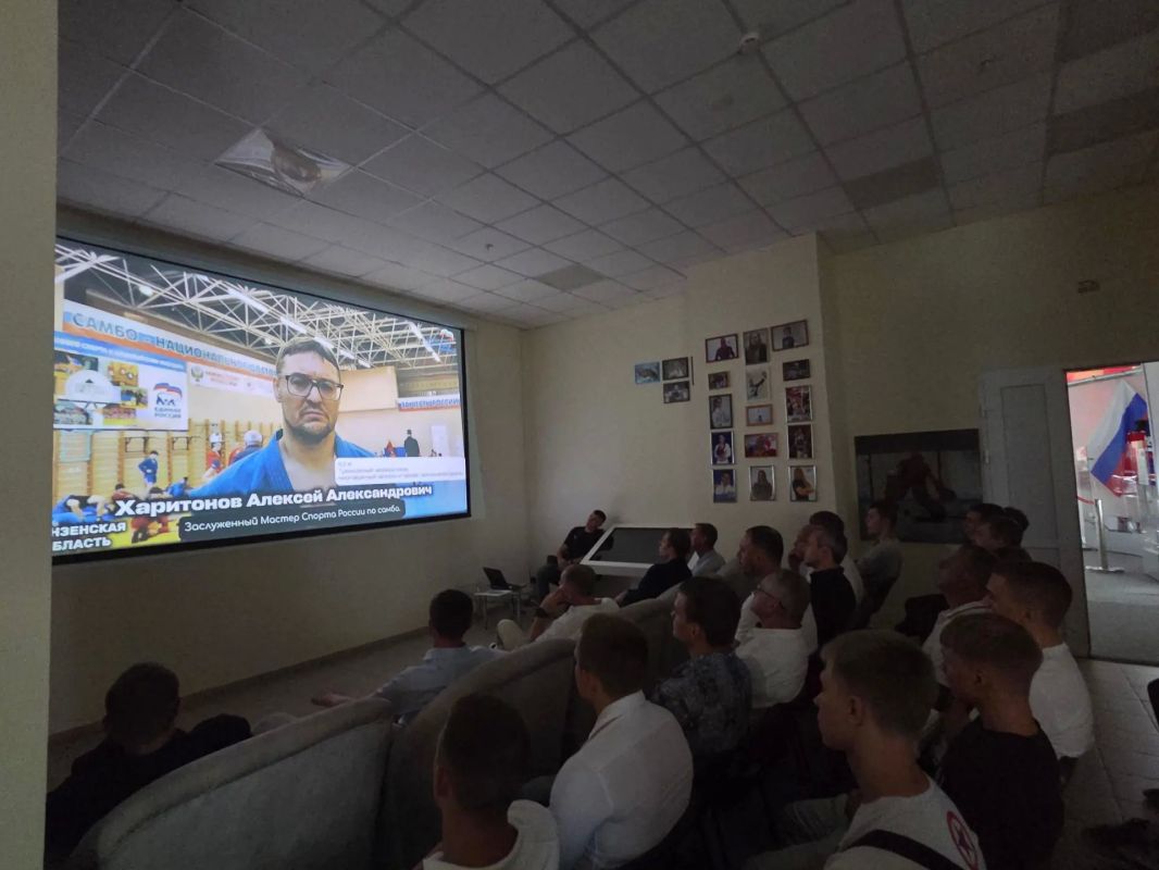 Иван Николаев принял участие в презентации видеоролика о легендах пензенского самбо Иван Николаев принял участие в презентации видеоролика о легендах пензенского самбо