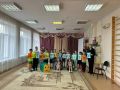 Сотрудники отделения Госавтоинспекции по городу Кузнецку провели профилактическую акцию «Автокресло-детям!» с воспитанниками детского сада 27 города Кузнецка