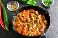 Теплые осенние вечера: восемь куриных рецептов, которые согреют душу