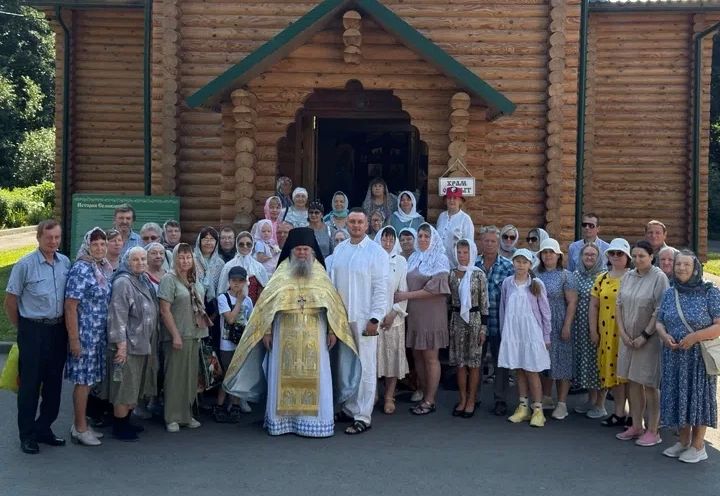 Николай Лукьянов при участии социально ориентированного бизнеса организовал ещё одну паломническую поездку Николай Лукьянов при участии социально ориентированного бизнеса организовал ещё одну паломническую поездку