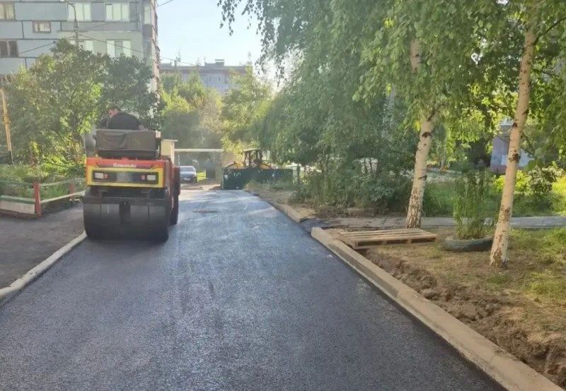 Придомовые территории обновляют по программе «Мой двор» Придомовые территории обновляют по программе «Мой двор»
