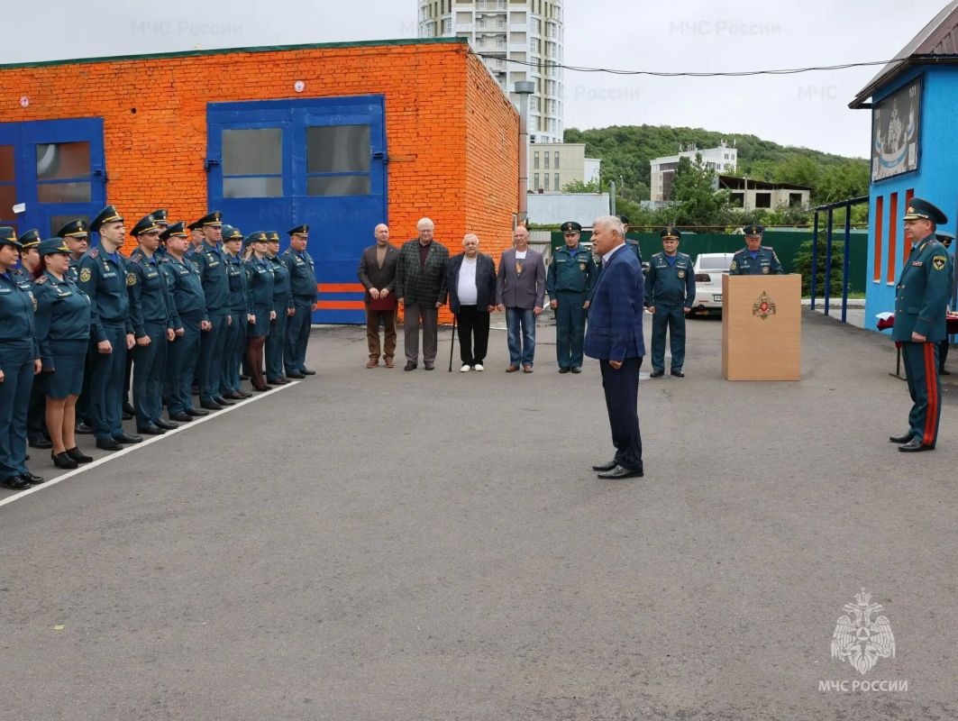 18 июля – День государственного пожарного надзора МЧС России 18 июля – День государственного пожарного надзора МЧС России