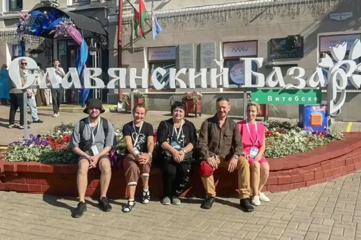 Олег Мельниченко: Сегодня артисты пензенского «Кукольного дома» выступят на XXXV Международном фестивале искусств «Славянский базар в Витебске» Олег Мельниченко: Сегодня артисты пензенского «Кукольного дома» выступят на XXXV Международном фестивале искусств «Славянский базар в Витебске»