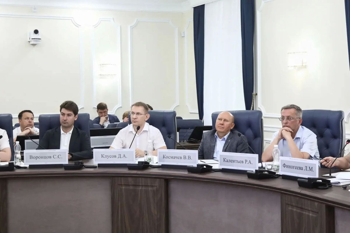 Руководитель УФК по Пензенской области Дмитрий Клусов принял участие в заседании Правительства Пензенской области, где обсудили исполнение бюджета региона за первые шесть месяцев 2026 года Руководитель УФК по Пензенской области Дмитрий Клусов принял участие в заседании Правительства Пензенской области, где обсудили исполнение бюджета региона за первые шесть месяцев 2026 года