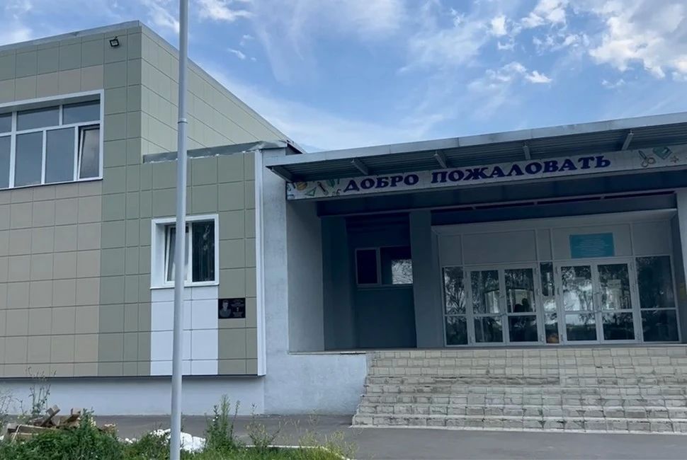В селе Богословка Пензенского района продолжается капитальный ремонт здания школы им. С.А. Суркова. Масштабные работы проводятся в рамках регионального проекта «Все лучшее детям» нацпроекта «Молодежь и дети» В селе Богословка Пензенского района продолжается капитальный ремонт здания школы им. С.А. Суркова. Масштабные работы проводятся в рамках регионального проекта «Все лучшее детям» нацпроекта «Молодежь и дети»