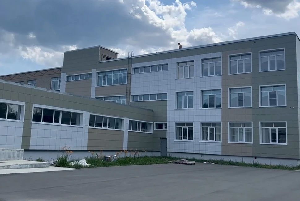 В селе Богословка Пензенского района продолжается капитальный ремонт здания школы им. С.А. Суркова. Масштабные работы проводятся в рамках регионального проекта «Все лучшее детям» нацпроекта «Молодежь и дети» В селе Богословка Пензенского района продолжается капитальный ремонт здания школы им. С.А. Суркова. Масштабные работы проводятся в рамках регионального проекта «Все лучшее детям» нацпроекта «Молодежь и дети»