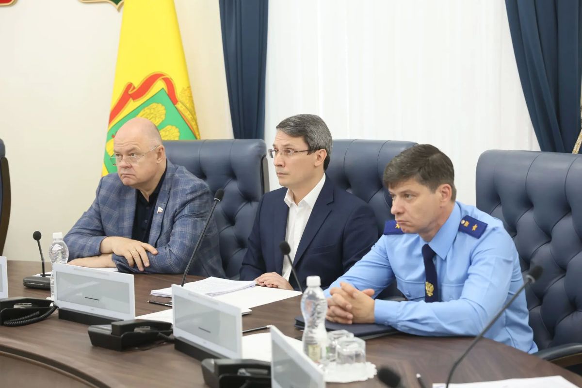 Реализацию инвестиционных и национальных проектов рассмотрели в правительстве области Реализацию инвестиционных и национальных проектов рассмотрели в правительстве области