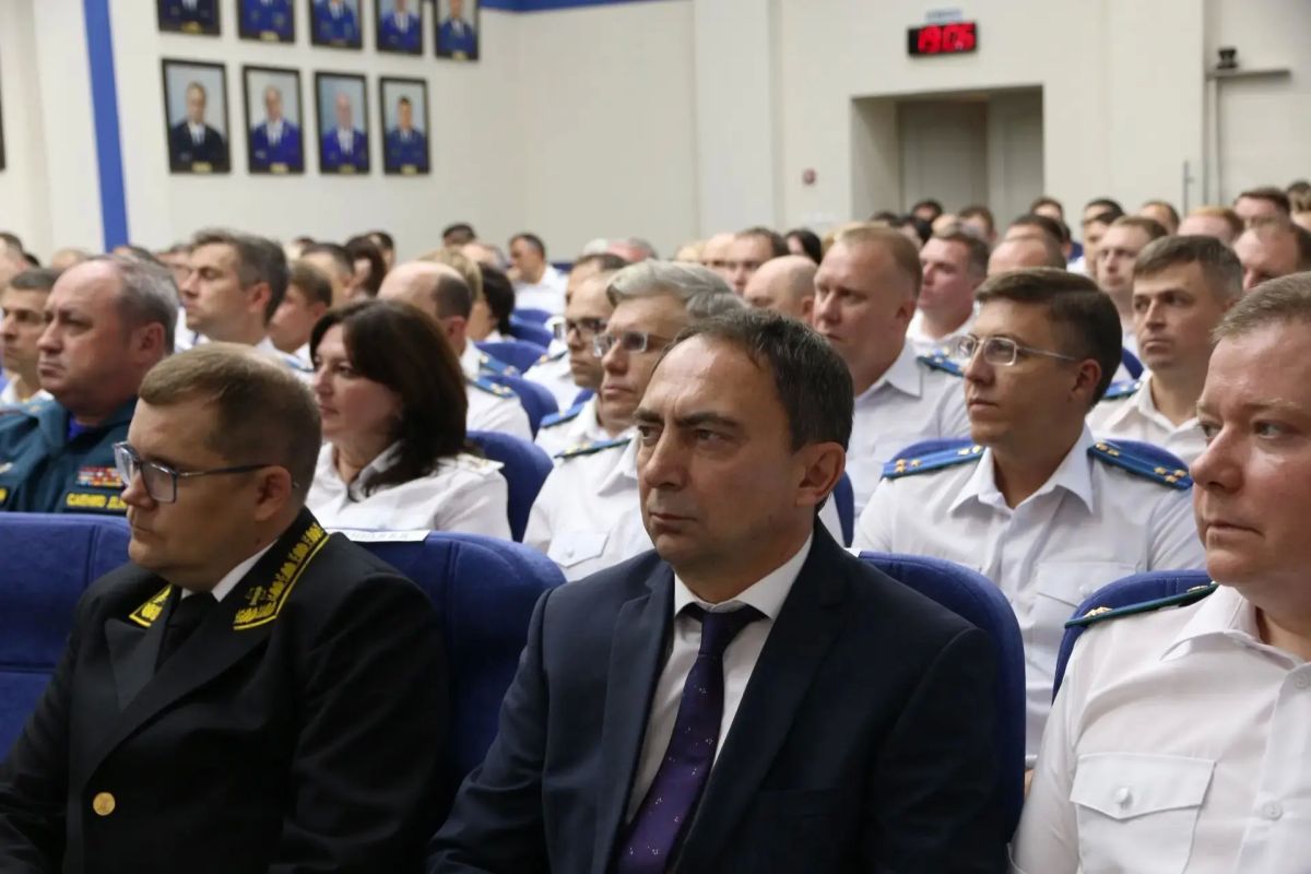Заместитель Генерального прокурора Российской Федерации представил нового прокурора Нижегородской области Заместитель Генерального прокурора Российской Федерации представил нового прокурора Нижегородской области