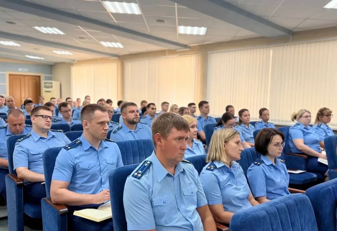 В прокуратуре региона состоялось заседание коллегии, посвященное итогам работы за первое полугодие 2026 года В прокуратуре региона состоялось заседание коллегии, посвященное итогам работы за первое полугодие 2026 года