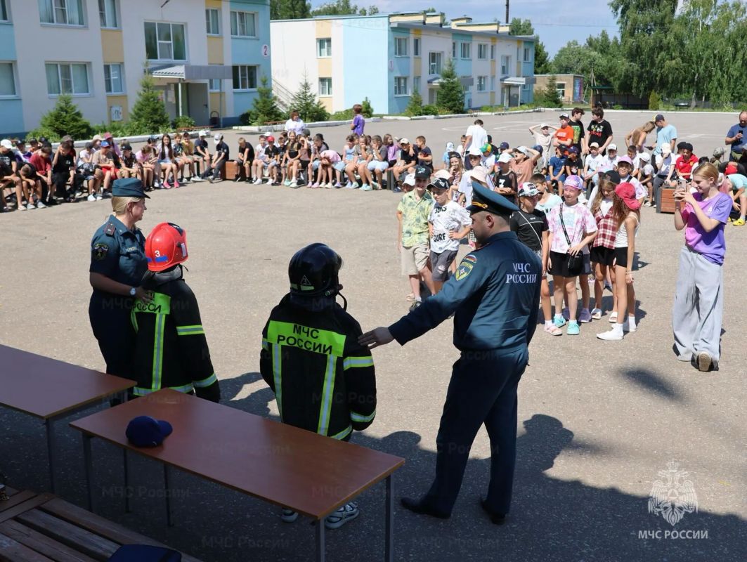 Изучение правил безопасности и знакомство с профессией Изучение правил безопасности и знакомство с профессией