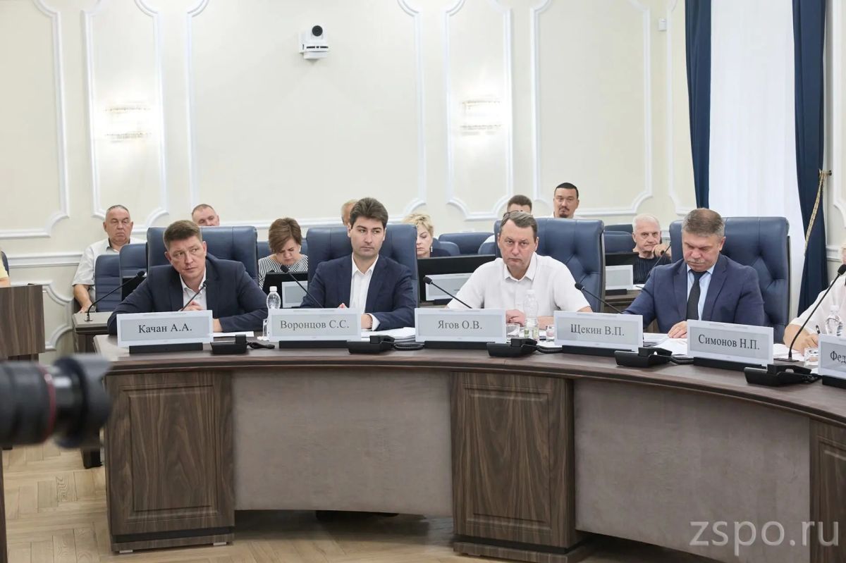 Комплексное развитие территорий и поддержка старшего поколения рассмотрены в правительстве региона Комплексное развитие территорий и поддержка старшего поколения рассмотрены в правительстве региона