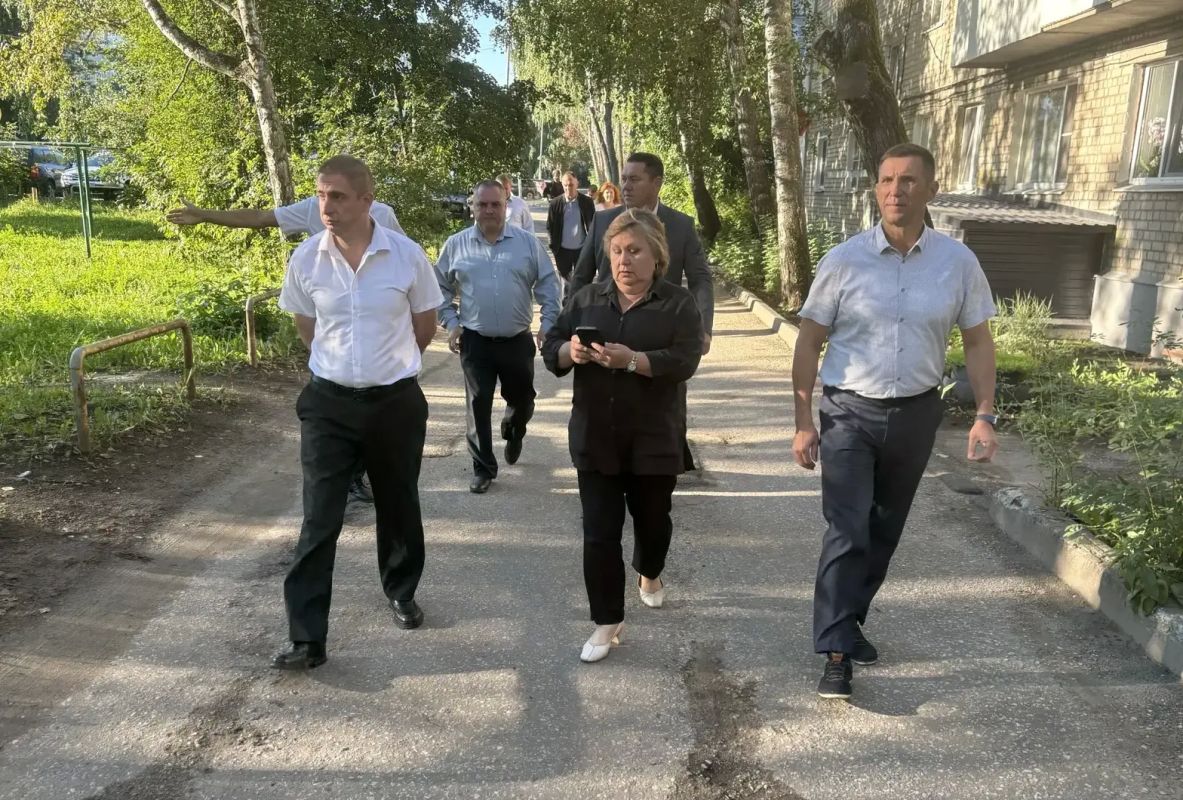 Олег Денисов: Утро начал с хороших новостей – восстановлено движение на перекрестке Терновского и Ростовской Олег Денисов: Утро начал с хороших новостей – восстановлено движение на перекрестке Терновского и Ростовской