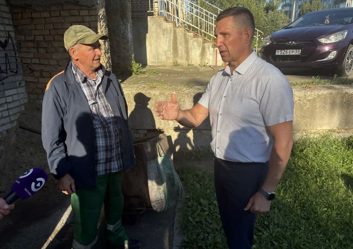 Олег Денисов: Утро начал с хороших новостей – восстановлено движение на перекрестке Терновского и Ростовской Олег Денисов: Утро начал с хороших новостей – восстановлено движение на перекрестке Терновского и Ростовской