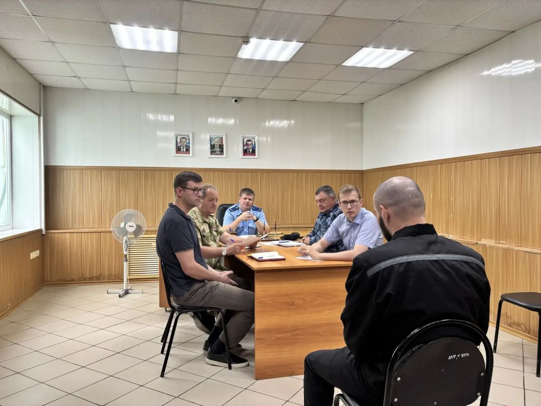 Пензенский прокурор по надзору за соблюдением законов в исправительных учреждениях Юрий Чернов проверил условия содержания осужденных в ФКУ ИК-4 УФСИН России по Пензенской области Пензенский прокурор по надзору за соблюдением законов в исправительных учреждениях Юрий Чернов проверил условия содержания осужденных в ФКУ ИК-4 УФСИН России по Пензенской области