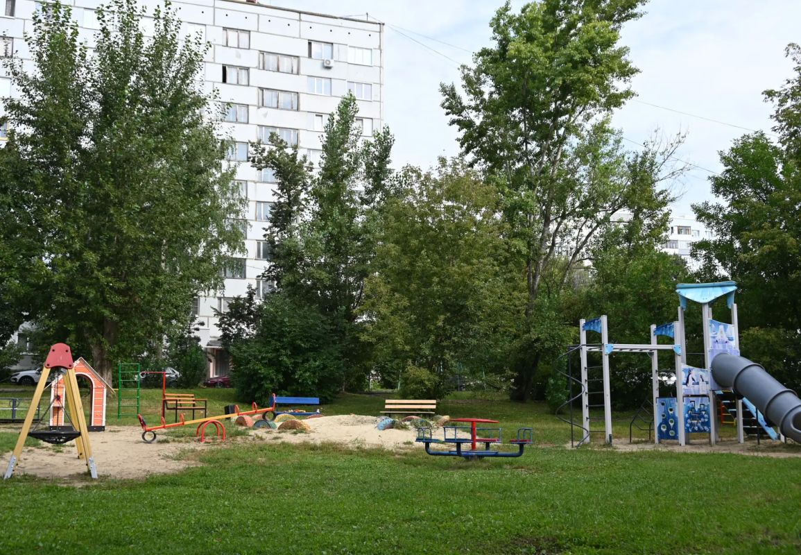 Глава города Олег Денисов продолжает выезжать по проблемным адресам, поступившим от горожан во время прямой линии ЦУР Пензенской области Глава города Олег Денисов продолжает выезжать по проблемным адресам, поступившим от горожан во время прямой линии ЦУР Пензенской области