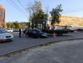 На пересечении Ставского и Захарова в Пензе Renault ушел под землю
