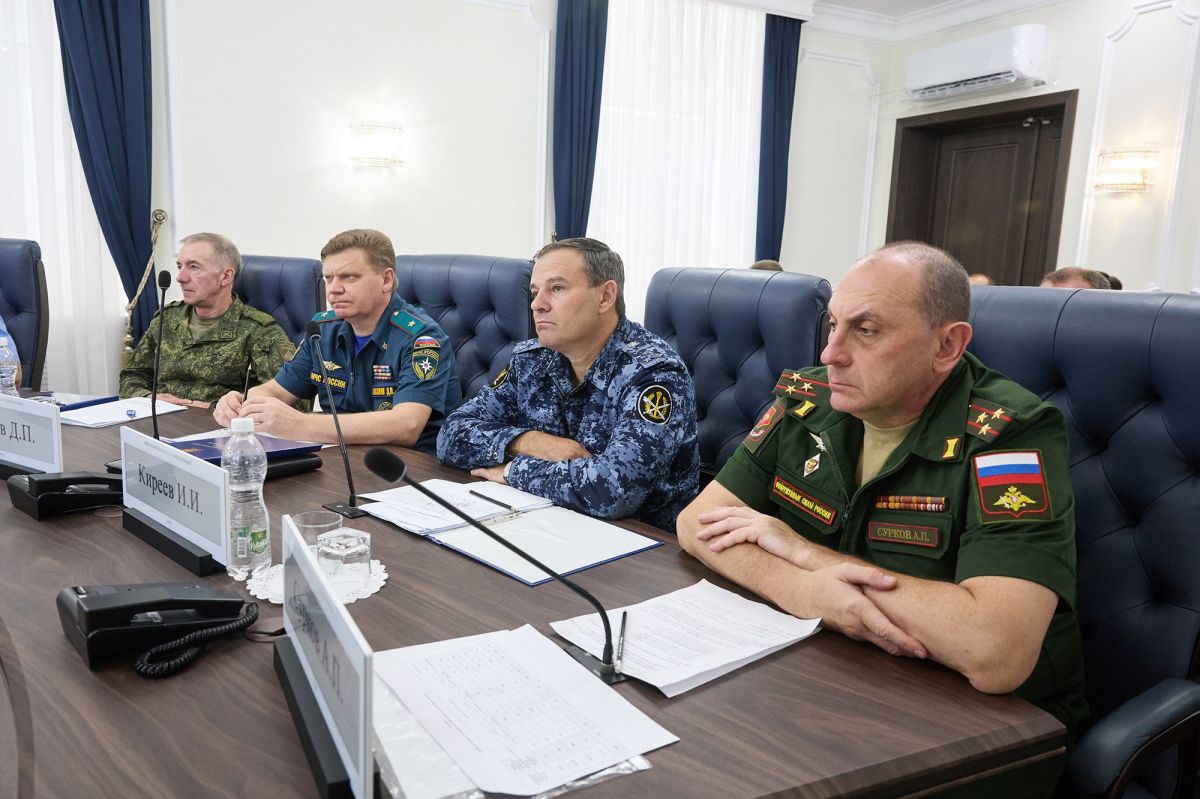 Вадим Супиков принял участие в совместном заседании Антитеррористической комиссии и Оперативного штаба Вадим Супиков принял участие в совместном заседании Антитеррористической комиссии и Оперативного штаба