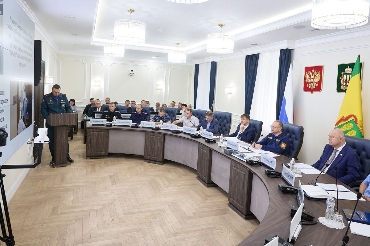Вадим Супиков принял участие в совместном заседании Антитеррористической комиссии и Оперативного штаба Вадим Супиков принял участие в совместном заседании Антитеррористической комиссии и Оперативного штаба