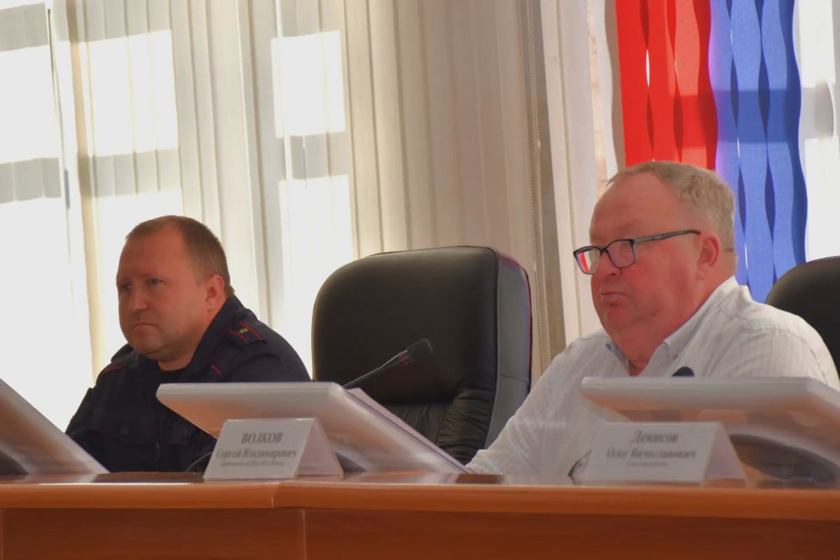 Олег Денисов: Вчера на общегородском родительском собрании подвели итоги летних каникул Олег Денисов: Вчера на общегородском родительском собрании подвели итоги летних каникул