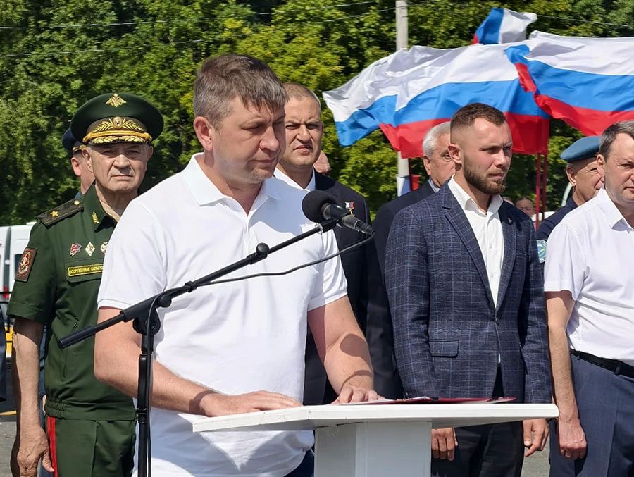 21 августа на учебном полигоне в Пензенском районе состоялась торжественная церемония закрытия XII Юнармейских военно-патриотических сборов Приволжского федерального округа «Гвардеец» 21 августа на учебном полигоне в Пензенском районе состоялась торжественная церемония закрытия XII Юнармейских военно-патриотических сборов Приволжского федерального округа «Гвардеец»
