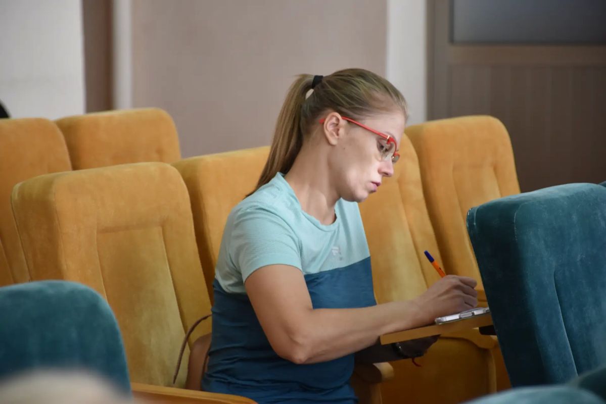 Олег Денисов: Вчера на общегородском родительском собрании подвели итоги летних каникул Олег Денисов: Вчера на общегородском родительском собрании подвели итоги летних каникул