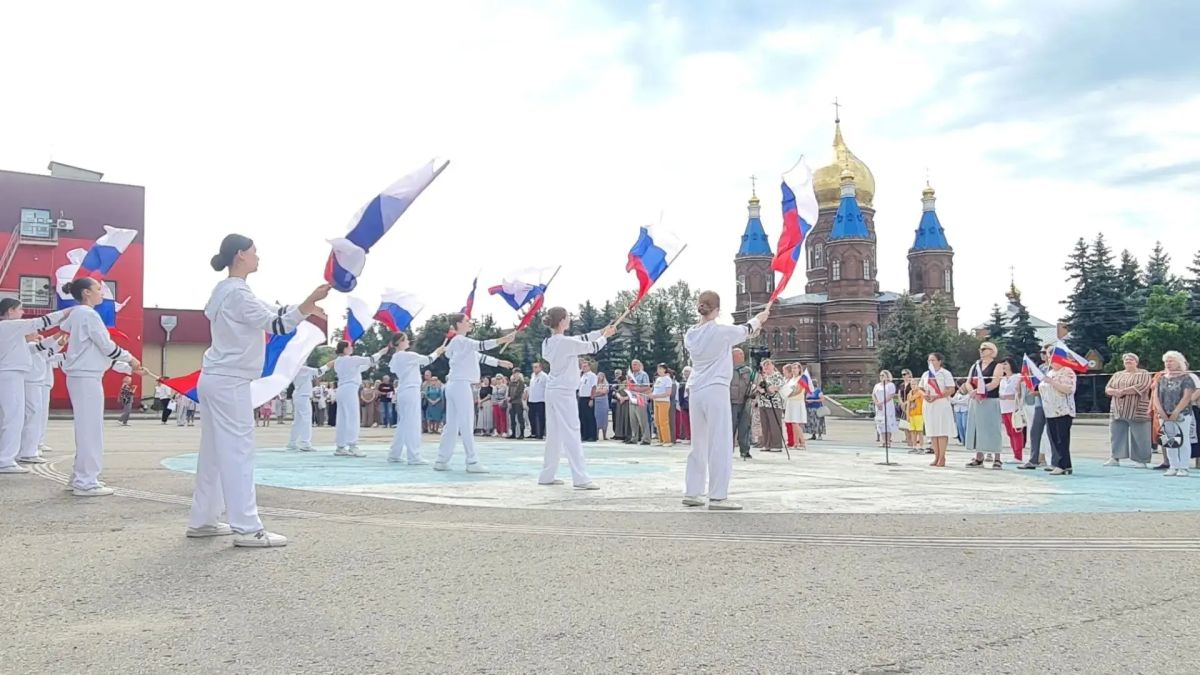 Алексей Марьин: Российский флаг — символ великой державы Алексей Марьин: Российский флаг — символ великой державы