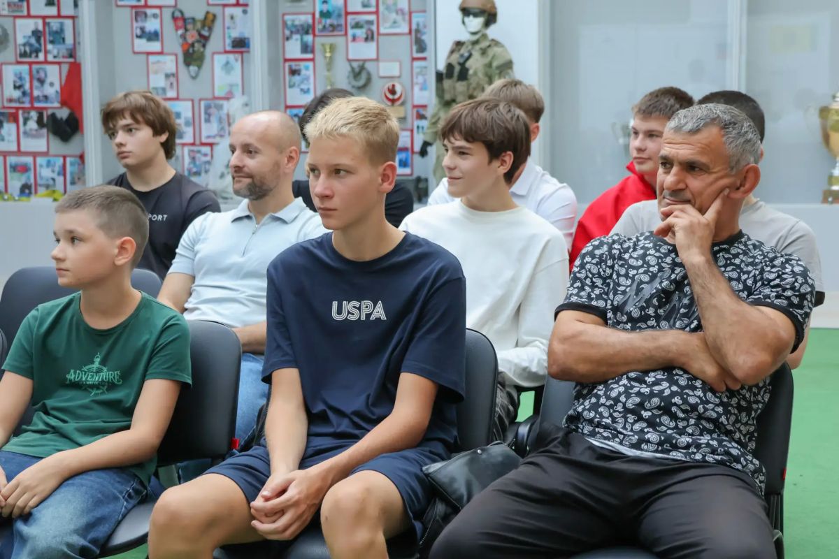 В Пензе состоялась пресс-конференция Али Ильясова В Пензе состоялась пресс-конференция Али Ильясова