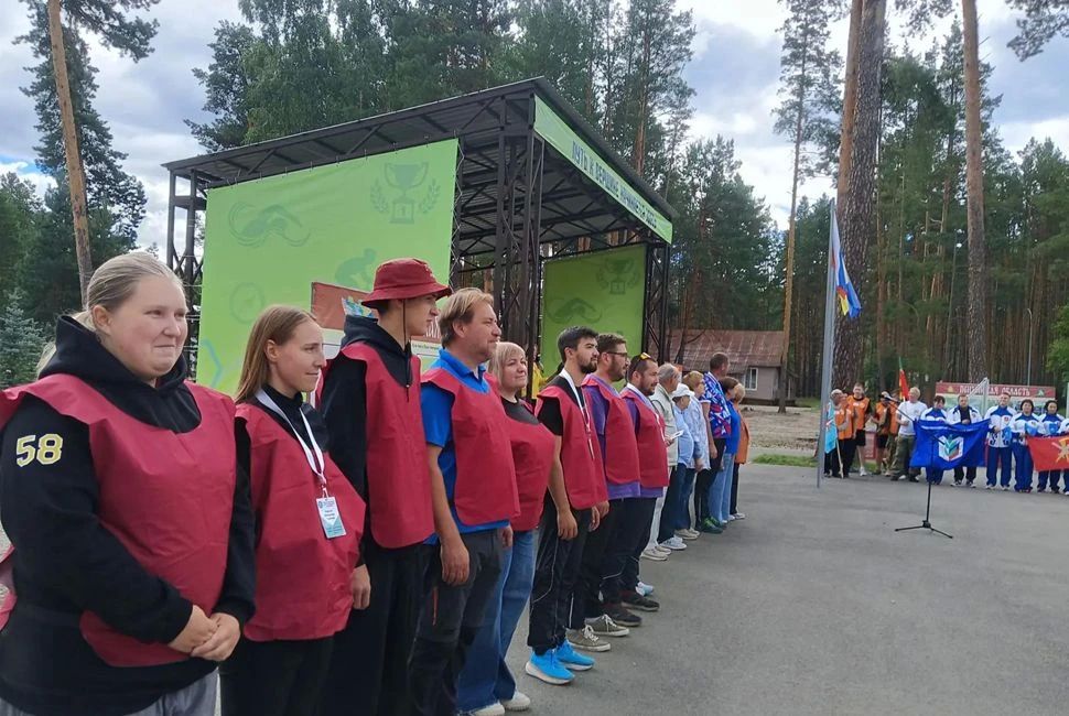 Сегодня, 28 августа, в спортивно-оздоровительном лагере «Меридиан» состоялось торжественное открытие областного туристского слета работников образования и студентов Сегодня, 28 августа, в спортивно-оздоровительном лагере «Меридиан» состоялось торжественное открытие областного туристского слета работников образования и студентов