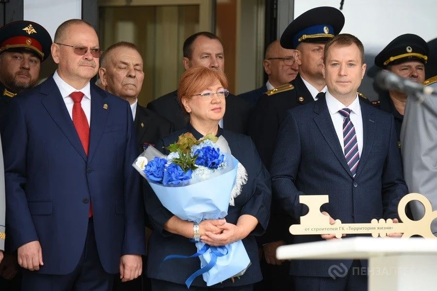 1 сентября в Пензе состоялось торжественное открытие новой школы в микрорайоне Лугометрия 1 сентября в Пензе состоялось торжественное открытие новой школы в микрорайоне Лугометрия
