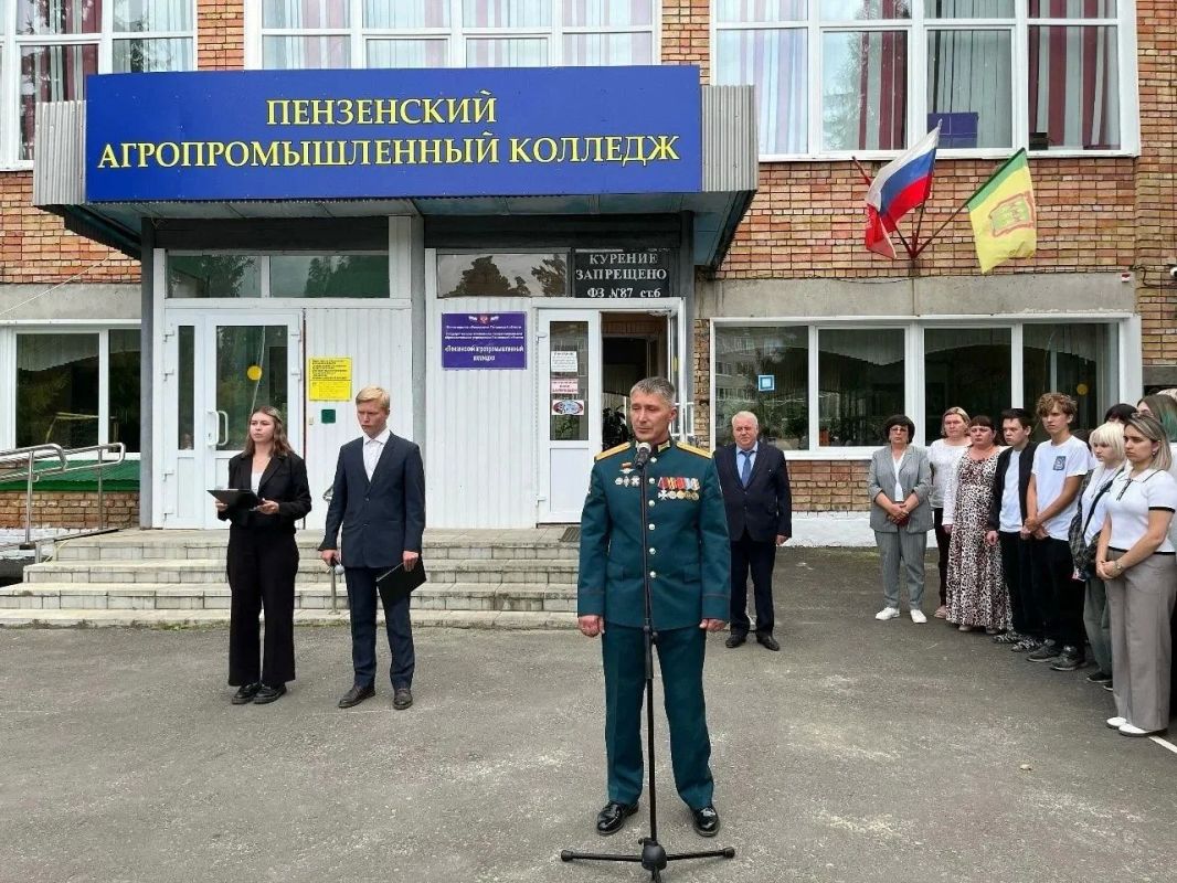 3 сентября в Пензенском агропромышленном колледже прошла акция «Капля жизни» - памятное мероприятие, посвященное Дню солидарности в борьбе с терроризмом 3 сентября в Пензенском агропромышленном колледже прошла акция «Капля жизни» - памятное мероприятие, посвященное Дню солидарности в борьбе с терроризмом