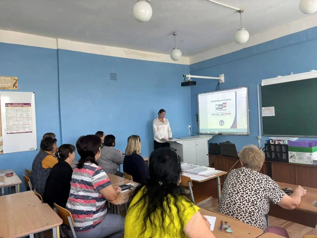 Студенты, преподаватели - и выборы рядом Студенты, преподаватели - и выборы рядом
