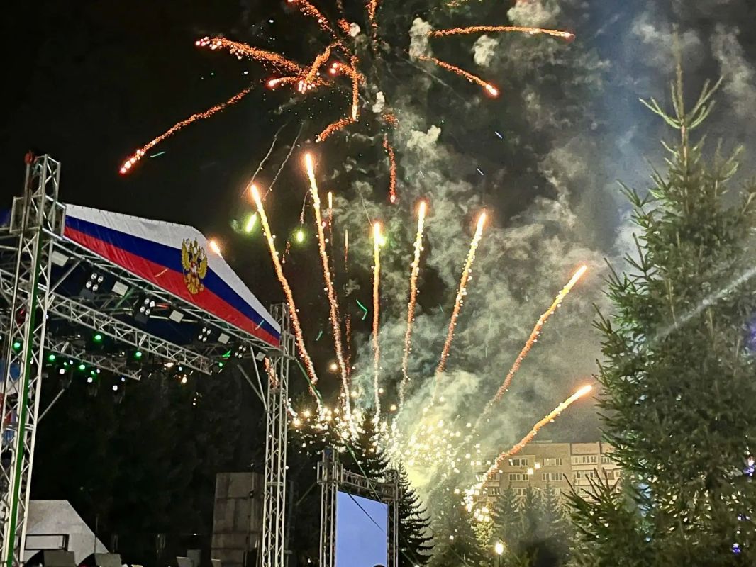 Александр Васильев поздравил кузнечан с Днем города Александр Васильев поздравил кузнечан с Днем города